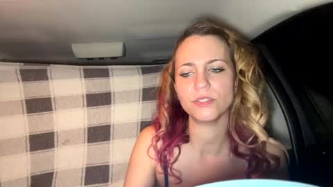 Snapshot of mezzy69 chatting on December 26, 9:33 am mezzy69 online show from December 26, 9:33 am