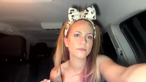 Snapshot of mezzy69 chatting on January 24, 9:06 am mezzy69 online show from January 24, 9:06 am