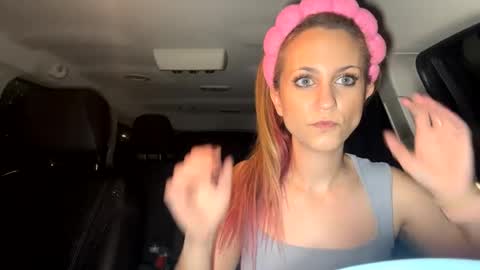 Snapshot of mezzy69 chatting on February 12, 9:31 am mezzy69 online show from February 12, 9:31 am