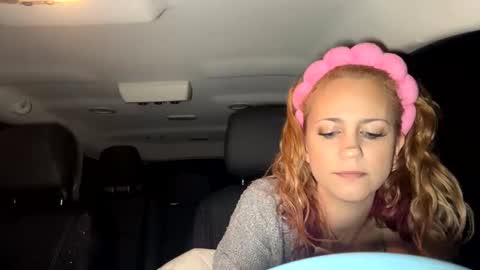 Snapshot of mezzy69 chatting on February 21, 10:17 am mezzy69 online show from February 21, 10:17 am