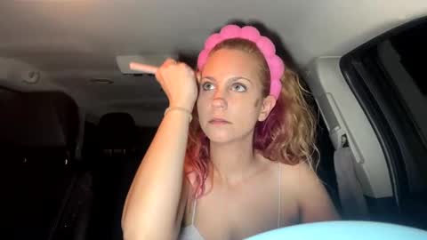 Snapshot of mezzy69 chatting on March 1, 9:40 am mezzy69 online show from March 1, 9:40 am