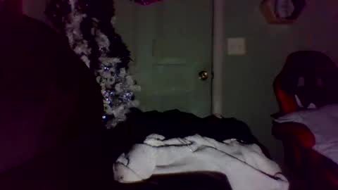 Snapshot of mezzy69 chatting on October 1, 8:31 am mezzy69 online show from October 1, 8:31 am