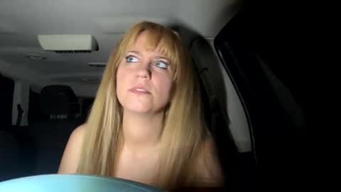 Snapshot of mezzy69 chatting on December 5, 9:18 am mezzy69 online show from December 5, 9:18 am