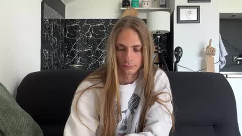 Snapshot of mi_chyort chatting on May 24, 7:24 am Misha online show from May 24, 7:24 am