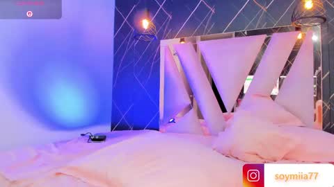 Snapshot of mia77_ chatting on June 10, 1:06 am Mia online show from June 10, 1:06 am