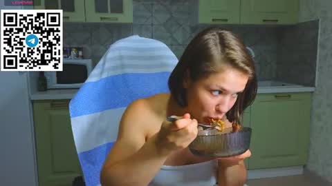 Snapshot of mia___lunaa chatting on June 26, 9:52 pm Mia online show from June 26, 9:52 pm