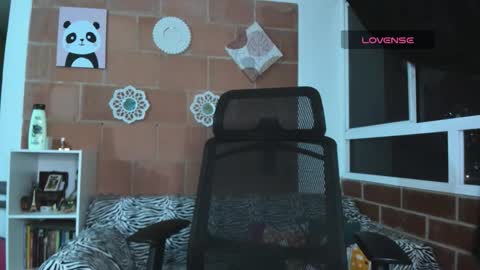 mia__love111 online show from February 14, 10:12 am