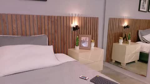 Mia Bellefort online show from March 23, 7:51 pm