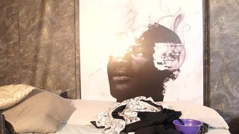 Belmont and Mia online show from March 22, 6:33 pm