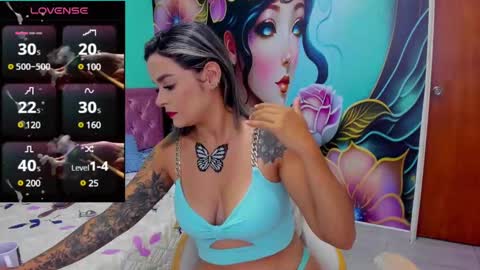 Snapshot of mia_bigtits_17 chatting on March 9, 2:21 pm Mia online show from March 9, 2:21 pm