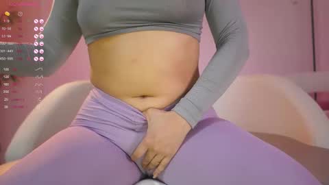 Snapshot of mia_coliin chatting on October 10, 8:41 pm Anna online show from October 10, 8:41 pm