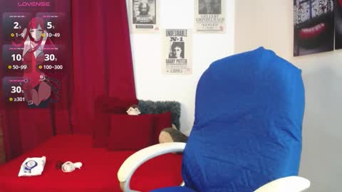 Mia online show from November 28, 10:29 am