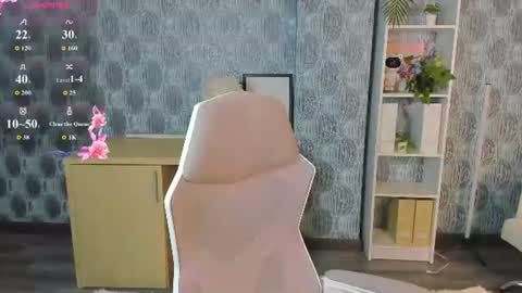 Snapshot of mia_e1fie chatting on July 23, 12:57 am mia_e1fie online show from July 23, 12:57 am