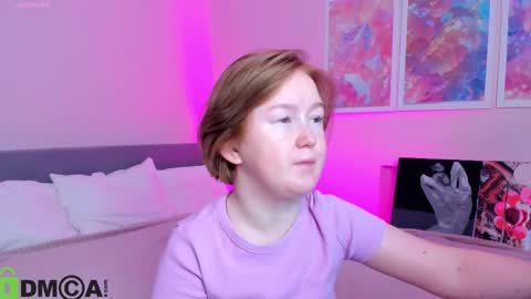 Snapshot of mia_ferd chatting on October 26, 2:17 am Mia online show from October 26, 2:17 am