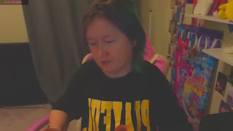 Snapshot of mia_ferd chatting on July 18, 3:00 am Mia online show from July 18, 3:00 am