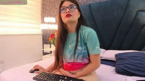 Mia Grey online show from April 16, 7:36 pm
