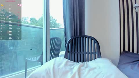 Snapshot of mia_holson chatting on January 3, 3:55 pm I am Mia online show from January 3, 3:55 pm