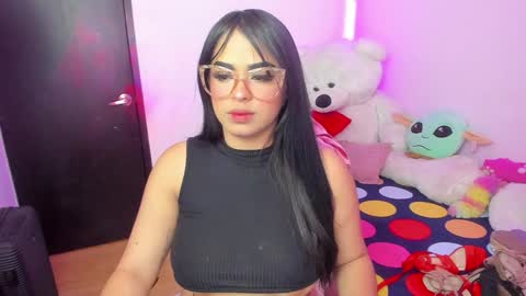 Snapshot of mia_j51 chatting on January 11, 10:29 pm Mia J Abbey online show from January 11, 10:29 pm