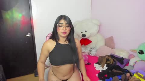 Snapshot of mia_j51 chatting on February 4, 12:51 am Mia J Abbey online show from February 4, 12:51 am