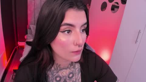 Val  online show from March 14, 8:47 pm