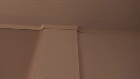 Mia online show from April 12, 1:21 am