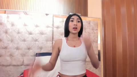 Snapshot of mia_konor06 chatting on June 11, 11:08 am Mia. online show from June 11, 11:08 am
