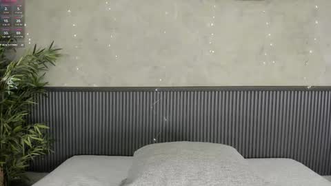 Snapshot of mia_lacy chatting on December 2, 12:21 pm mia_lacy online show from December 2, 12:21 pm