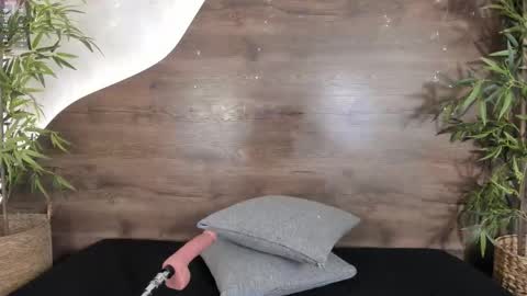 Snapshot of mia_lacy chatting on December 14, 7:29 pm mia_lacy online show from December 14, 7:29 pm