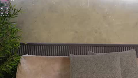 Snapshot of mia_lacy chatting on February 22, 4:13 am mia_lacy online show from February 22, 4:13 am