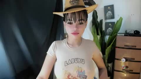 M I A online show from July 2, 9:59 am