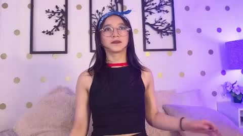 Mia online show from July 20, 11:18 pm