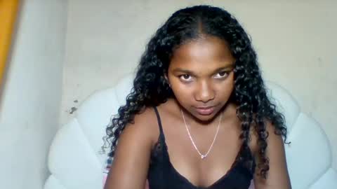 Snapshot of mia_lunah chatting on August 1, 4:17 pm mia_lunah online show from August 1, 4:17 pm