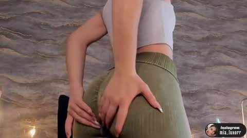 mia_luxor online show from March 22, 11:46 am