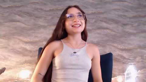 Snapshot of mia_luxor chatting on June 27, 12:22 pm mia_luxor online show from June 27, 12:22 pm
