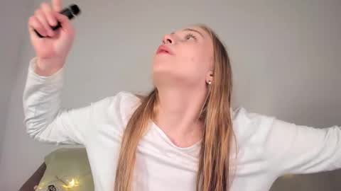 Mia here Appreciate your support online show from March 6, 10:28 pm