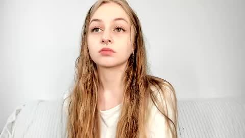 Mia here Appreciate your support online show from April 21, 7:03 am