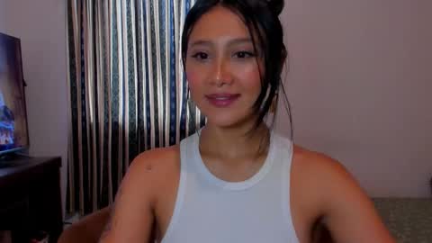 mia_miel69 online show from March 8, 4:55 pm