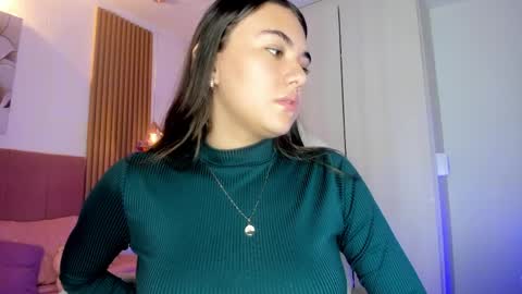 Mia Nevaeh - follow me online show from April 9, 7:30 pm