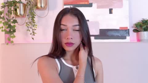 mia_oconner online show from January 27, 11:43 am