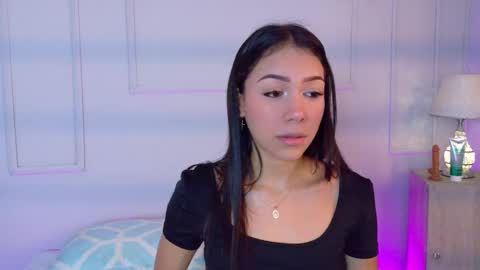 mia_oconner online show from October 7, 8:17 pm