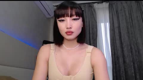 Mia Rie online show from March 17, 3:22 am