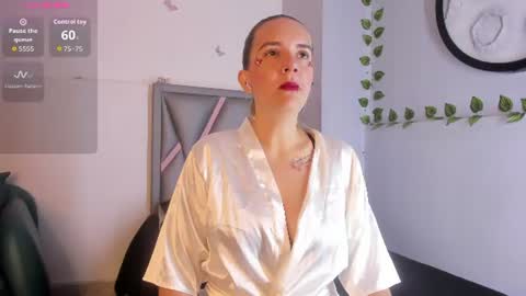 mia_salome23 online show from July 9, 11:47 am