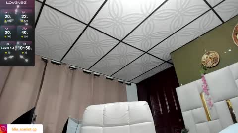 MIA HOT online show from April 13, 12:10 pm