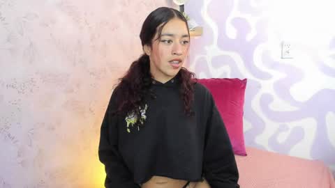 Snapshot of mia_scarlet7 chatting on April 25, 1:41 pm Mia . online show from April 25, 1:41 pm