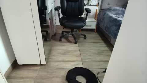 Mia Sepulveda online show from April 16, 5:47 pm