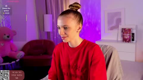 Mia online show from April 10, 6:40 am