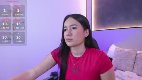 M I A online show from June 17, 12:07 pm