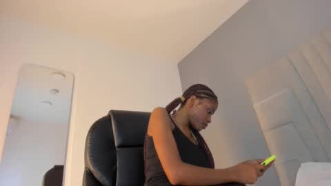 mia_smith_x online show from March 11, 10:53 pm