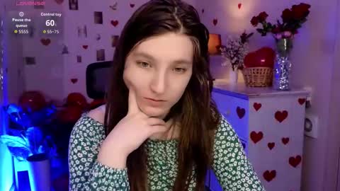 Snapshot of mia_weawer chatting on February 18, 10:33 am Mia online show from February 18, 10:33 am