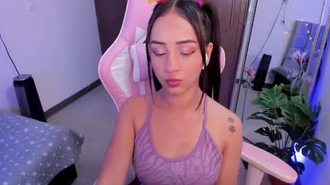 Snapshot of miaa_06 chatting on February 26, 2:59 am mia nicolle online show from February 26, 2:59 am